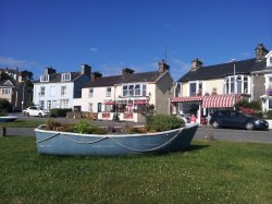 Borth-Y-Gest